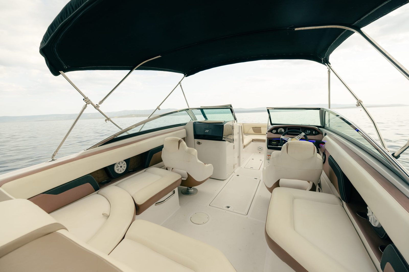 Four Winns HD240OB — photo 5