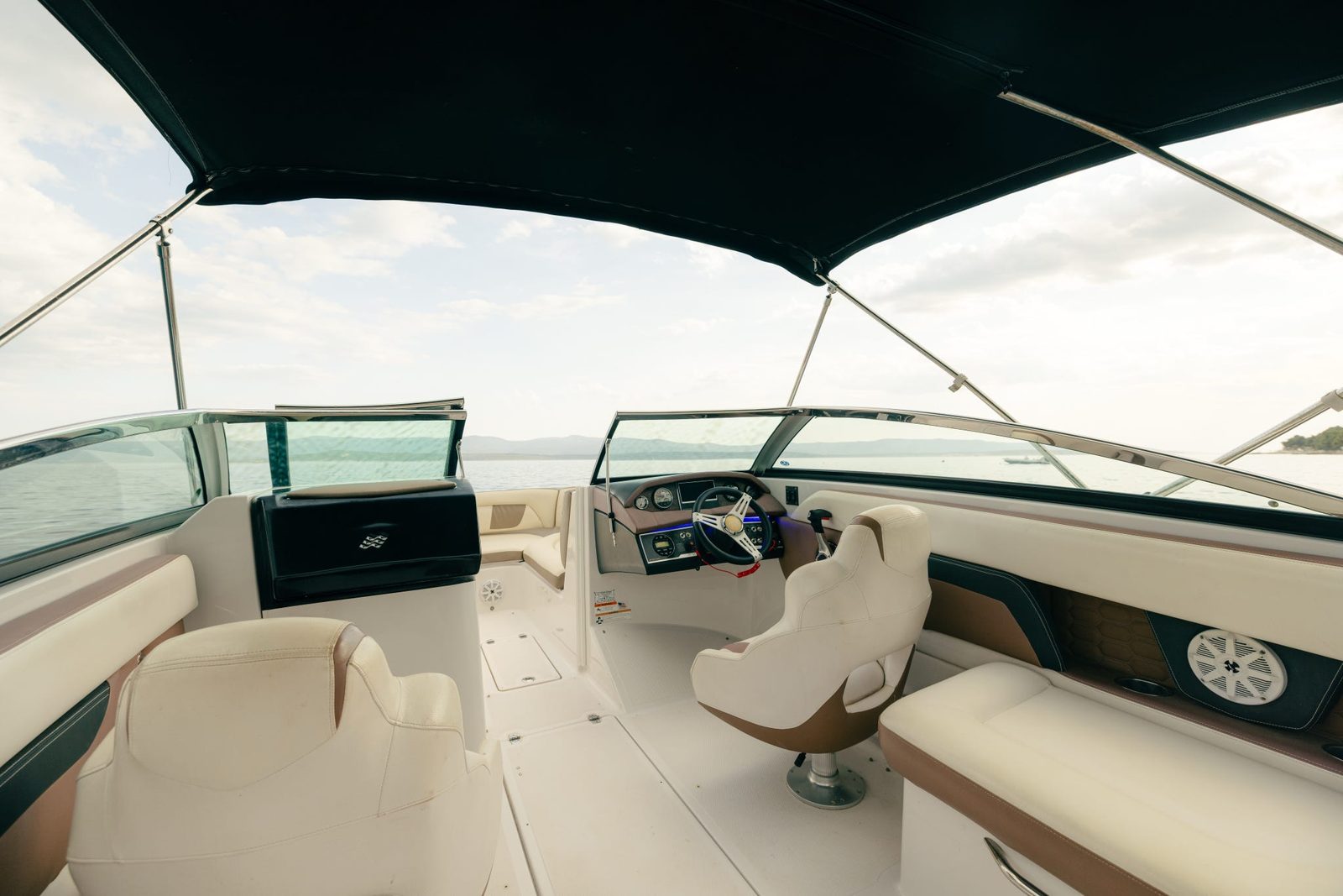 Four Winns HD240OB — photo 7